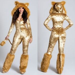 Yandy Exclusive Deluxe Lion Gold Crushed Velvet Hooded Costume